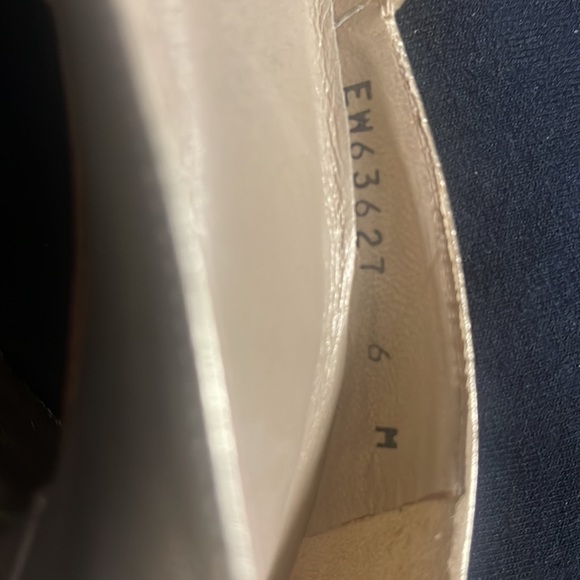 Stuart Weitzman Metallic Gold Heels USA Size 6 - Picture 9 of 13